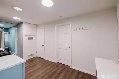 2805 NE Bowen Street, Bremerton, WA 98310 - Photo 17