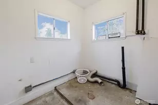 2805 NE Bowen St, Bremerton, WA 98310 - Photo 27