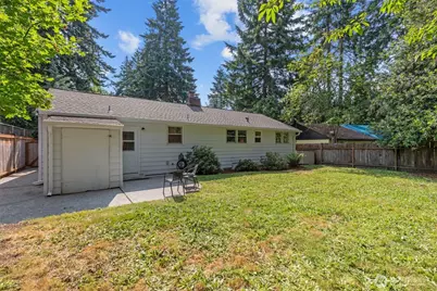 13523 23rd Place NE, Seattle, WA 98125 - Photo 33