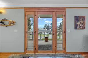 1057 Halsey Dr, Coupeville, WA 98239 - Photo 9