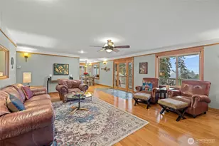 1057 Halsey Dr, Coupeville, WA 98239 - Photo 7