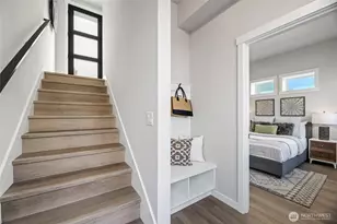 2817 Franklin Ave E, Seattle, WA 98102 - Photo 17