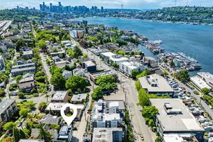 2817 Franklin Ave E, Seattle, WA 98102 - Photo 17