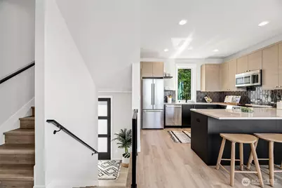 2817 Franklin Avenue E #B, Seattle, WA 98102 - Photo 9