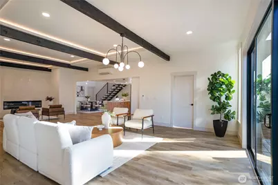 11647 Beacon Avenue S, Seattle, WA 98178 - Photo 13