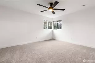 350 NE 7th Ave, Oak Harbor, WA 98277 - Photo 11