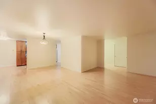 13513 Linden Ave N, Seattle, WA 98133 - Photo 7