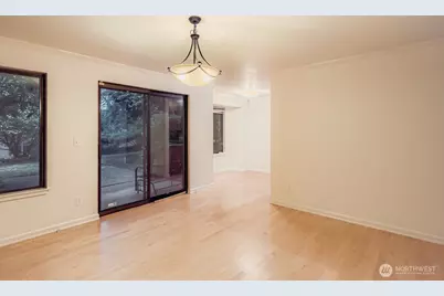 13513 Linden Avenue N #C114, Seattle, WA 98133 - Photo 5