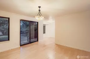 13513 Linden Ave N, Seattle, WA 98133 - Photo 5