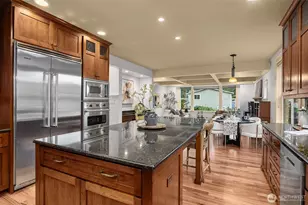 16305 SE 37th St, Bellevue, WA 98008 - Photo 11