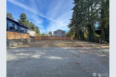 11647 Beacon Avenue S, Seattle, WA 98178 - Photo 37