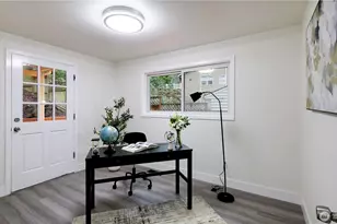 13909 4th Ave NE, Seattle, WA 98125 - Photo 23