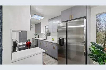 13909 4th Avenue NE, Seattle, WA 98125 - Photo 17