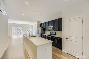 15720 Meadow Rd, Lynnwood, WA 98087 - Photo 9