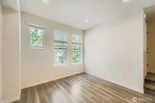 15720 Meadow Rd, Lynnwood, WA 98087 - Photo 13