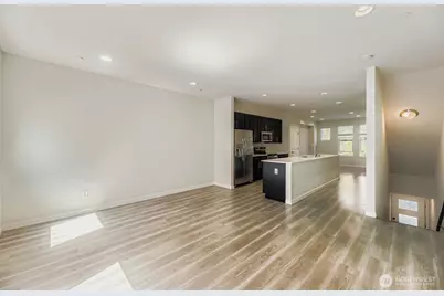 15720 Meadow Road #A6, Lynnwood, WA 98087 - Photo 7