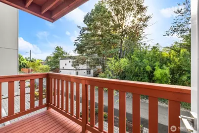 6417 Ellis Avenue S, Seattle, WA 98108 - Photo 15