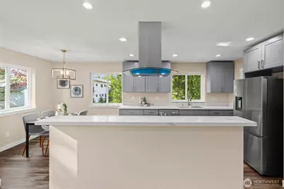 6417 Ellis Avenue S, Seattle, WA 98108 - Photo 7