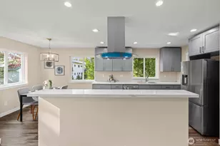 6417 Ellis Ave S, Seattle, WA 98108 - Photo 11