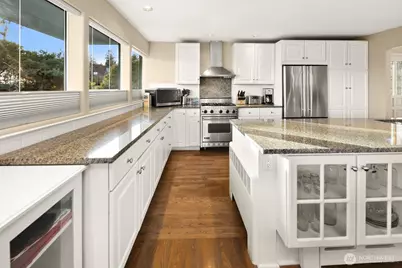 1500 Magnolia Way W, Seattle, WA 98199 - Photo 9