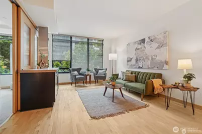 2716 Elliot Avenue #301, Seattle, WA 98121 - Photo 3