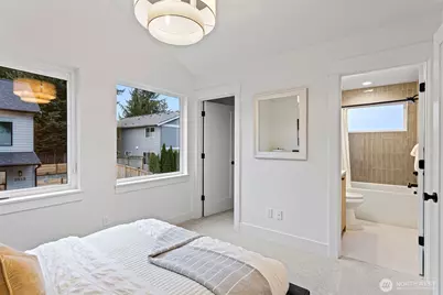 9511 132nd Avenue NE #B, Kirkland, WA 98033 - Photo 13