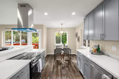 6423 Ellis Avenue S, Seattle, WA 98108 - Photo 11