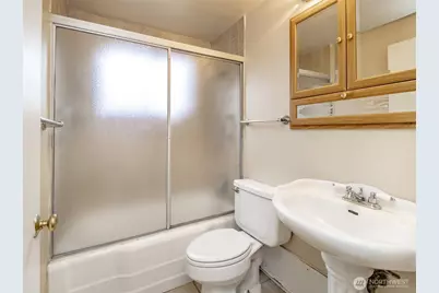 4435 S 144th St, Tukwila, WA 98168 - Photo 33