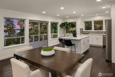 10001 SE 25th Street, Bellevue, WA 98004 - Photo 7