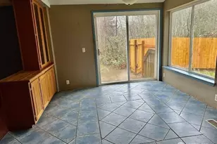 210 Pilgrim Rd, Castle Rock, WA 98611 - Photo 3