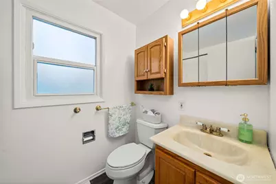 25740 20th Avenue S, Des Moines, WA 98198 - Photo 15