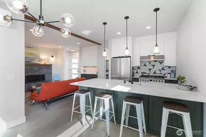 10713 2nd Avenue NW, Seattle, WA 98177 - Photo 7