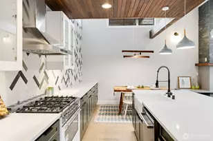 10719 2nd Ave NW, Seattle, WA 98177 - Photo 11