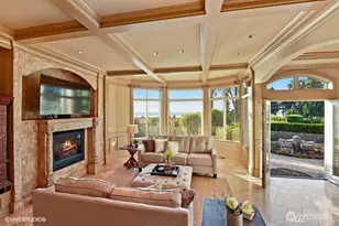 9625 NE 28th St, Clyde Hill, WA 98004 - Photo 3