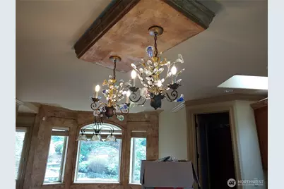 9625 NE 28th Street, Clyde Hill, WA 98004 - Photo 9