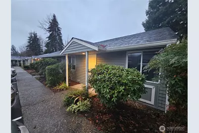 406 E Pioneer Street #B, Granite Falls, WA 98252 - Photo 3