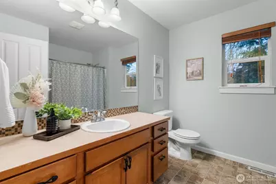 6380 Jagger Place NE, Bremerton, WA 98311 - Photo 23
