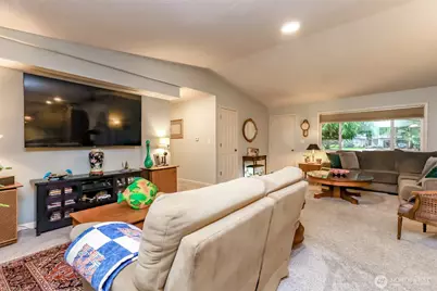 22105 61st Street E, Lake Tapps, WA 98391 - Photo 9