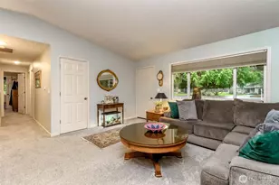 22105 61st St E, Lake Tapps, WA 98391 - Photo 7