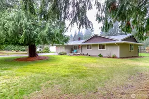 22105 61st St E, Lake Tapps, WA 98391 - Photo 3