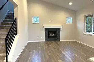 3221 Deol Ln, Mount Vernon, WA 98273 - Photo 5