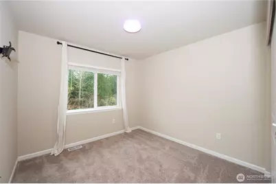 13406 186th Avenue Ct E, Bonney Lake, WA 98391 - Photo 19