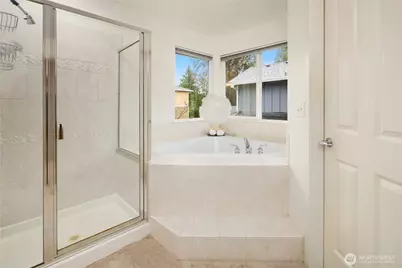 10424 124th Avenue NE, Kirkland, WA 98033 - Photo 15