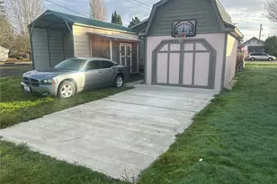 1025 E St, Centralia, WA 98531 - Photo 5