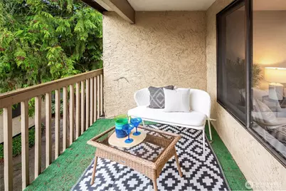 10330 SE 6th Street #A2, Bellevue, WA 98004 - Photo 13