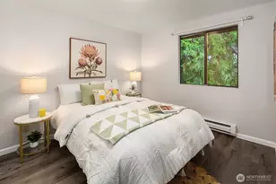 10330 SE 6th St, Bellevue, WA 98004 - Photo 23