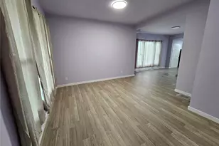 719 S Sprague Ave, Tacoma, WA 98405 - Photo 3