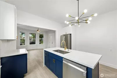 907 S Ainsworth Ave, Tacoma, WA 98405 - Photo 11