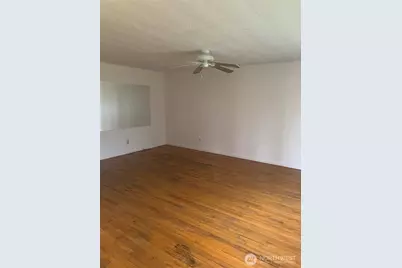 960 19th, Longview, WA 98632 - Photo 17