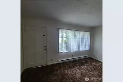 960 19th, Longview, WA 98632 - Photo 3